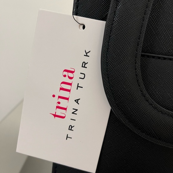 Trina Turk Black Convertible Crossbody Bag - NWT - Vegan Leather - Picture 3 of 4